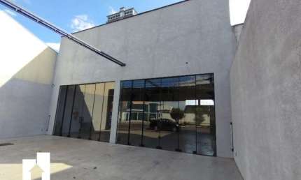 Barracão / Galpão / Depósito com 1 sala para alugar no Centro, São José dos Pinhais , 240 m2 por R$ 10.000