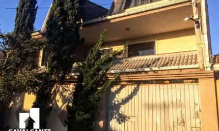 Casa com 5 quartos à venda no Cruzeiro, São José dos Pinhais  por R$ 880.000
