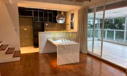 Apartamento duplex residencial com 01 dormitório para locação na região do Campo Belo em São Paulo!