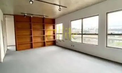 Apartamento totalmente sem mobília com 1 dormitório para locação no bairro Vila Leopoldina em São Paulo!