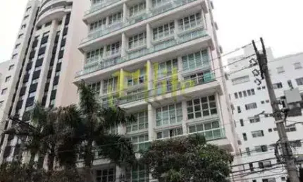 Apartamento duplex com 01 dormitório para locação e venda em Moema, São Paulo!