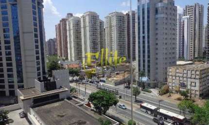 Flat em Moema, totalmente mobiliado com serviços! Próximo das Estações Eucaliptos e Moema Linha Lilás!