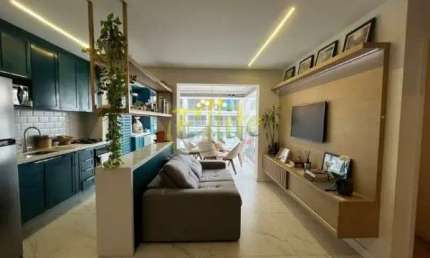 Apartamento semi mobiliado para venda de alto padrão, na região de Moema, ao lado do Shopping Ibirapuera e estação do metro Eucaliptos!