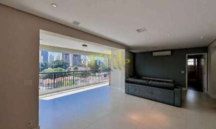 Apartamento semi mobiliado para locação no bairro Santo Amaro, São Paulo!