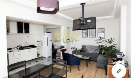 Apartamento sem mobília com 02 dormitórios para locação no bairro Aclimação, em São Paulo!