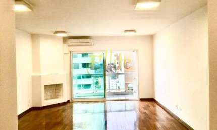 Apartamento semi mobiliado com 03 dormitórios para locação no bairro Aclimação, São Paulo!