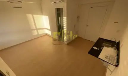 Prédio recém entregue, apto com 01 dormitório SEM MOBILIA sendo a primeira locação. Fica à 450 mts da Estação Fradique Coutinho!