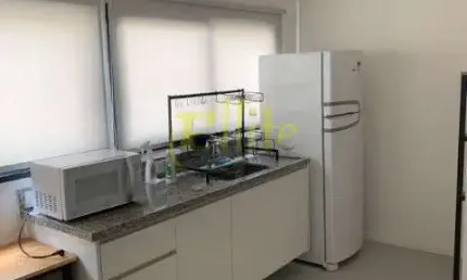 Apartamento para locação à 500 metros do metrô Praça da Árvore.