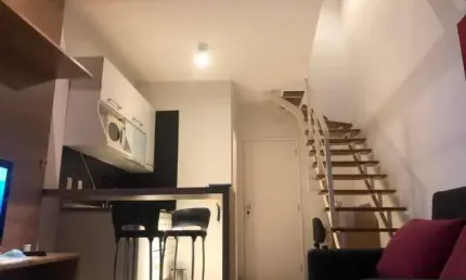Duplex para locação na região do brooklin, totalmente mobiliado, próximo da estação berrini!