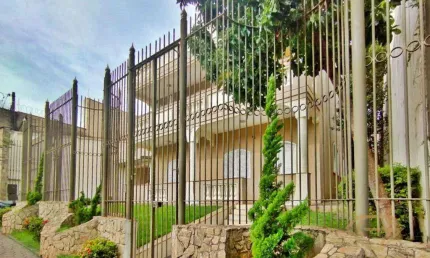 Casa 3 andares para venda ou locação Londrina Lago Parque