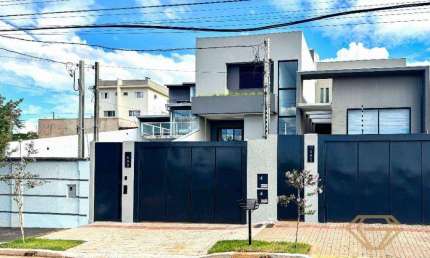 Casa alto padrão para venda em Londrina Portal de Versalhes I