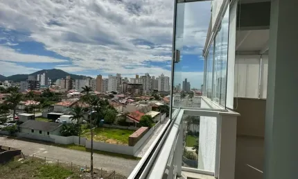 Cobertura para Venda no bairro Gravatá, localizado na cidade de Navegantes / SC.