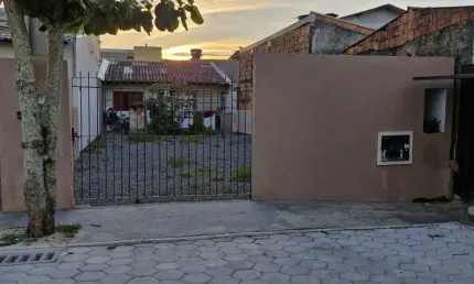 Casa para Venda no bairro Centro, localizado na cidade de Navegantes / SC.