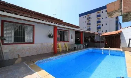 CASA A VENDA COM PISCINA, BALNEÁRIO SÃO JOÃO BATISTA, PERUÍBE, SP