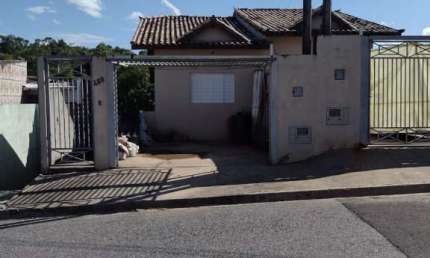 Sobrado à Venda com 2 dormitorios, jardim Ipanema , Registro, SP