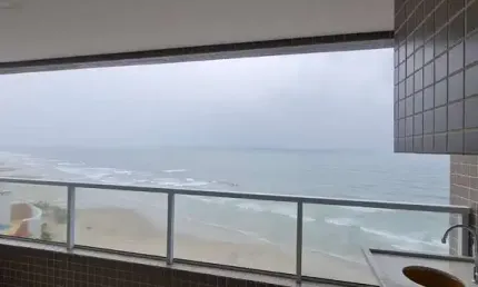 Residencial iris - 2 dormitórios com 2 vagas - frente mar