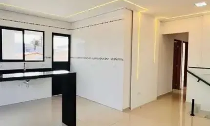 Sobrado à venda no Balneário Maracanã, Praia Grande, SP