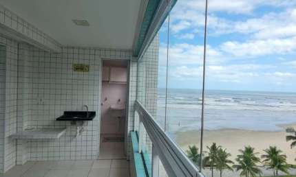 Apartamento novo, 2 dormitórios - Vista permanente para o mar!