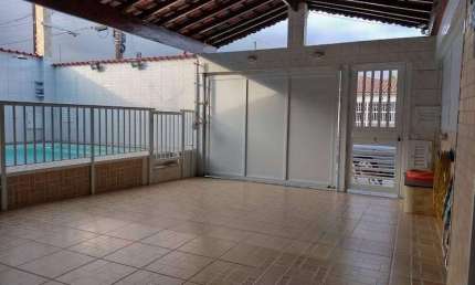 Casa isolada com piscina no Jardim Imperador - 3 dormitórios mais 1, sendo 2 suítes!!!