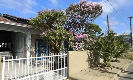 Casa com 3 quartos à venda na Paulo da Silveira, 244, Centro, Barra Velha por R$ 850.000