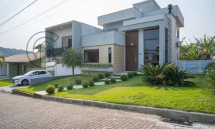 Casa em condomínio fechado com 4 quartos à venda na Rua Leonel Pereira, 2033, Cachoeira do Bom Jesus, Florianópolis por R$ 2.350.000
