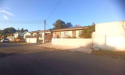 Casa com 3 quartos à venda na Rua Tocantins, 115, Boqueirão, Guarapuava