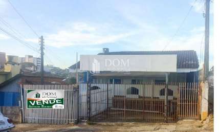 Casa com 5 quartos à venda no Centro, Guarapuava 