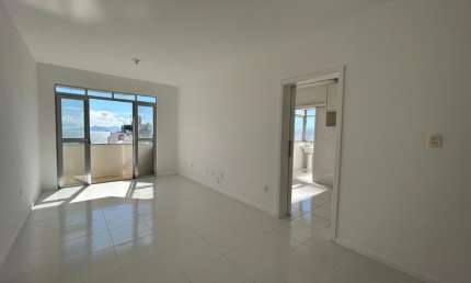 Apartamento de 3 dormitórios com suite e vaga de garagem e linda vista mar - Florianópolis/SC