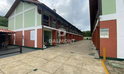 Peró - cabo frio - casa de 3 quartos em condomínio fechado