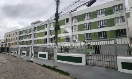 São Bento - Cabo Frio/RJ -  Apto de 2 quartos mais dependência.
