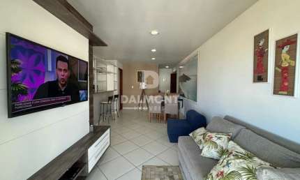 Oportunidade na Prainha - Apartamento com dois quartos, uma suíte - Mobiliado a Poucos da Praia