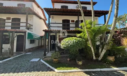 Braga - Cabo Frio/RJ -  Casa Triplex de  4 Quartos por R$ 490.000,00