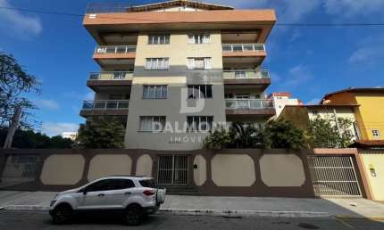 Braga - Cabo Frio/RJ - Apartamento de 2 quartos todo reformado com 70m².