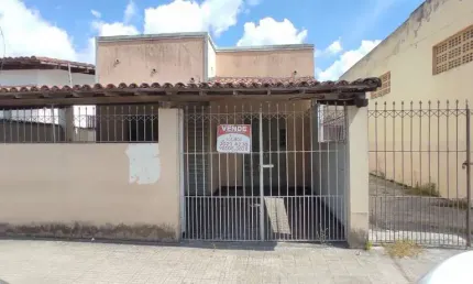 Casa com 6 quartos à venda no Centro, Feira de Santana 