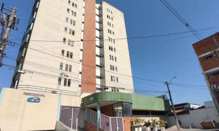 Apartamento com armários embutido no Centro -  Feira de Santana