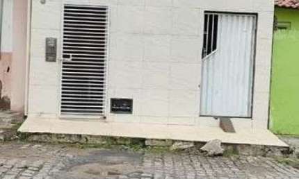 Casa com 3 quartos à venda no Centro, Feira de Santana 