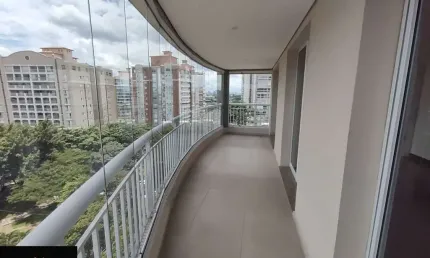 Apartamento com 3 suítes com ar condicionado, varanda, 4 vagas de garagem, 1 por andar na vila leopoldina. edifício com lazer e gerador de energia.