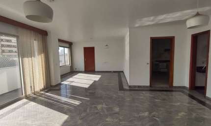 Apartamento com 3 dormitórios (1 suíte) , 2 Vagas de garagem, Pompeia, Portaria 24 hs, Gerador