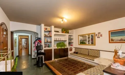 Apartamento em perdizes com 4 quartos ( 1 suíte), , 215m². edifício com lazer e 1 apto por andar