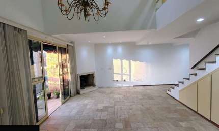 Apartamento Duplex com 2 Suítes  e  2 Vagas de Garagem. Edifício com Lazer Completo em Pinheiros perto do metrô
