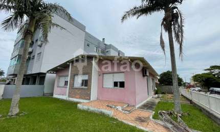 Casa para Venda em Osório, Centro, 3 dormitórios, 1 suíte, 1 banheiro, 2 vagas