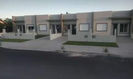 Casa para Venda em Osório, Bosques do Albatroz, 2 dormitórios, 1 suíte, 1 banheiro, 1 vaga