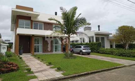 Sobrado para Venda em Osório, Vila da Serra, 4 dormitórios, 1 suíte, 3 banheiros
