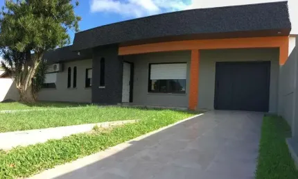 Casa para Venda em Osório, Centro, 4 dormitórios, 1 suíte, 1 banheiro