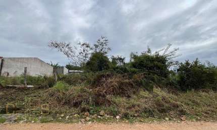 Terreno com 360 m² - Escriturado - 1400 mtrs da praia