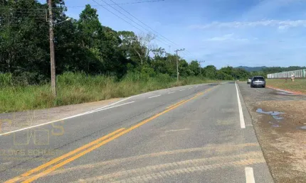 Terreno à venda, 34114 m² por R$ 3.000.000,00 - Centro - São João do Itaperiú/SC