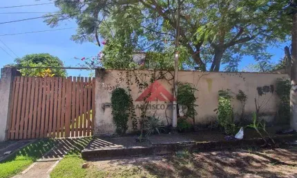 Casa com 3 quartos à venda, 500m quadrados por 400 reais o m - Bom Retiro - São Gonçalo - RJ