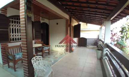 Casa com 3 quartos, com excletente localizaçã- Mutuá - São Gonçalo/RJ