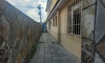 Sobrado com 3 quartos à venda, 135 m² por R$ 230.000 - Mutuá - São Gonçalo/RJ