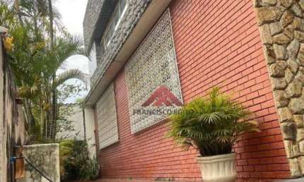 Casa com 5 quartos à venda           por  750,000,00 Centro - Niterói-RJ